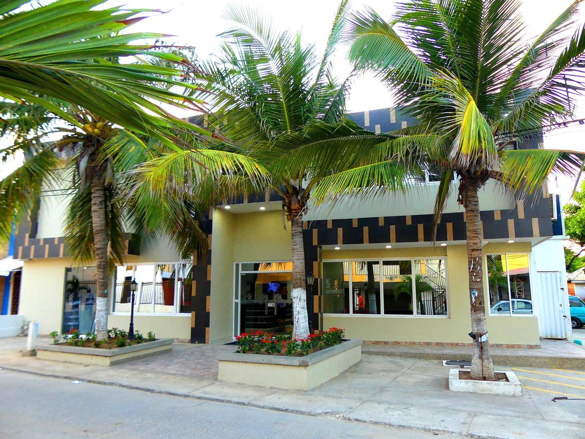 Hotel El Emigrante Пуерто Коломбия Екстериор снимка