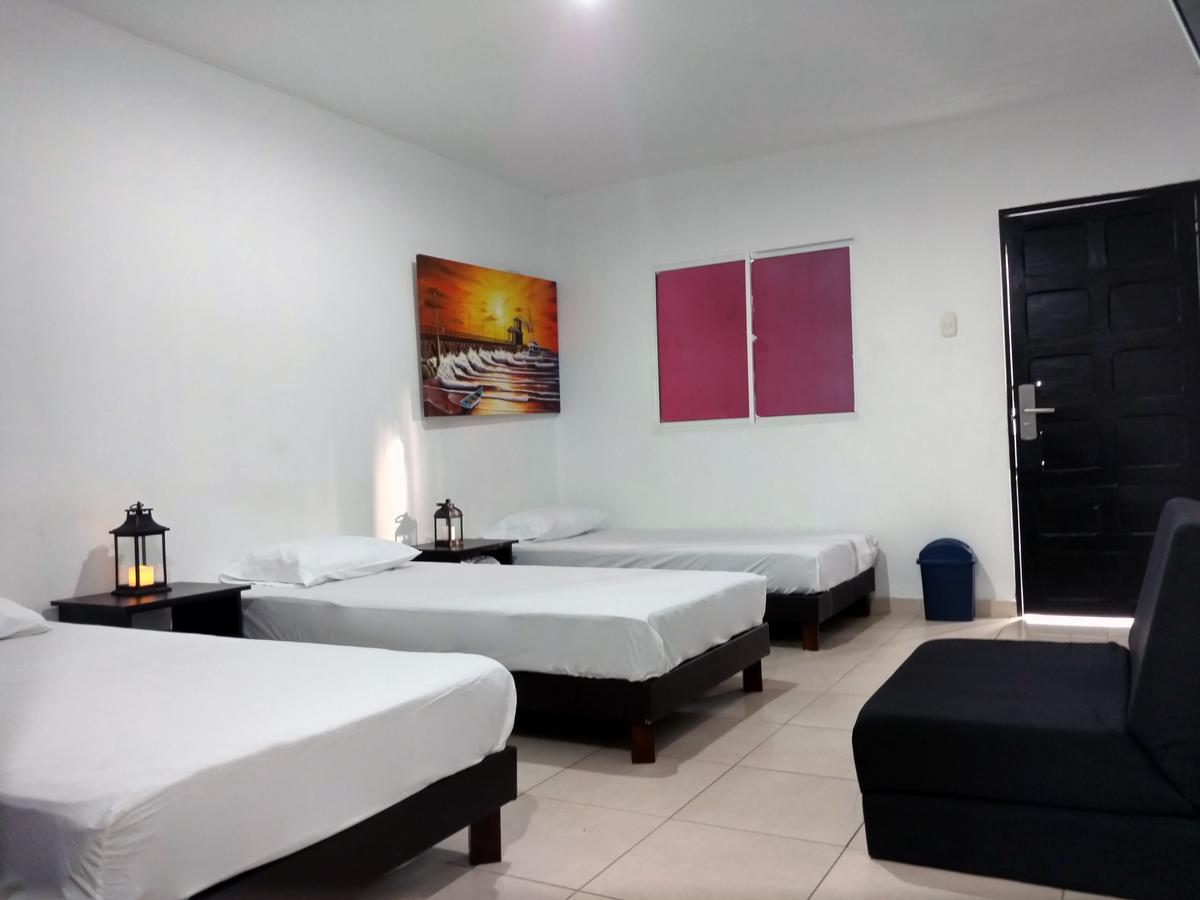 Hotel El Emigrante Пуерто Коломбия Екстериор снимка